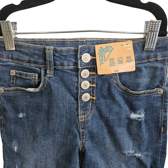 Thereabouts Girls Size 6 Button Fly Jean Shorts Distressed Rolled Hem Denim New - Picture 2 of 7
